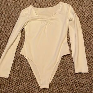 White long sleeve bodysuit